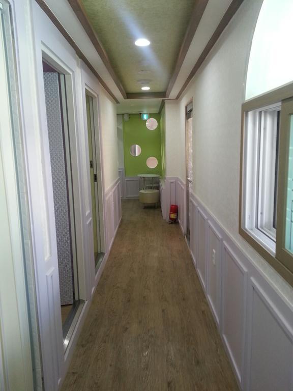 Gyeongju Friend Guesthouse Bagian luar foto