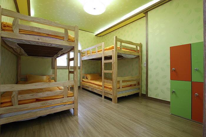 Gyeongju Friend Guesthouse Ruang foto